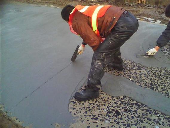 濰坊鴻吉特建材科技有限公司,減水劑生產商,混凝土強度增效劑,混凝土